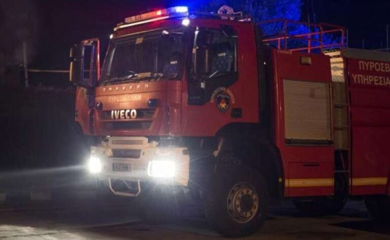 Φωτιά σε εξωκλήσι στη Λεμεσό – Αιτία τα αναμμένα κεριά δίπλα στο παγκάρι