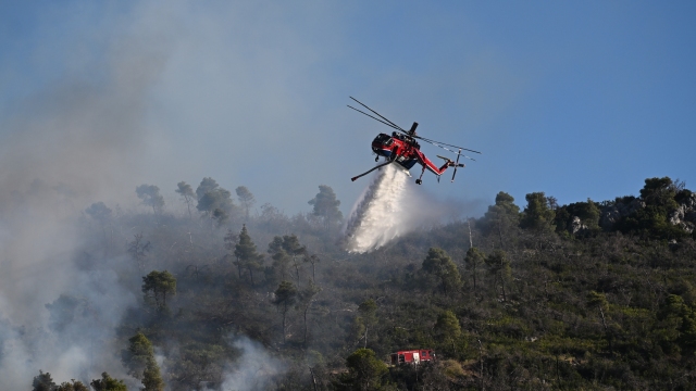 Οριοθετήθηκε η φωτιά στη Γαλάτιστα Χαλκιδικής