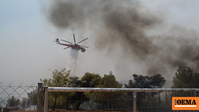 Έσβησε η φωτιά στη Μόλα Καλύβα Χαλκιδικής