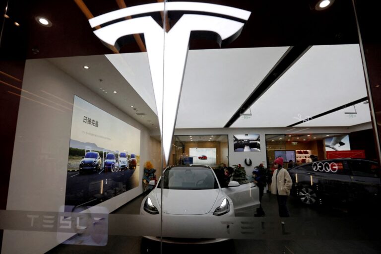 Tesla: Ο Μασκ διαψεύδει σχέδιο αποχώρησης από την Κίνα – Ποια σενάρια έρχονται στο προσκήνιο