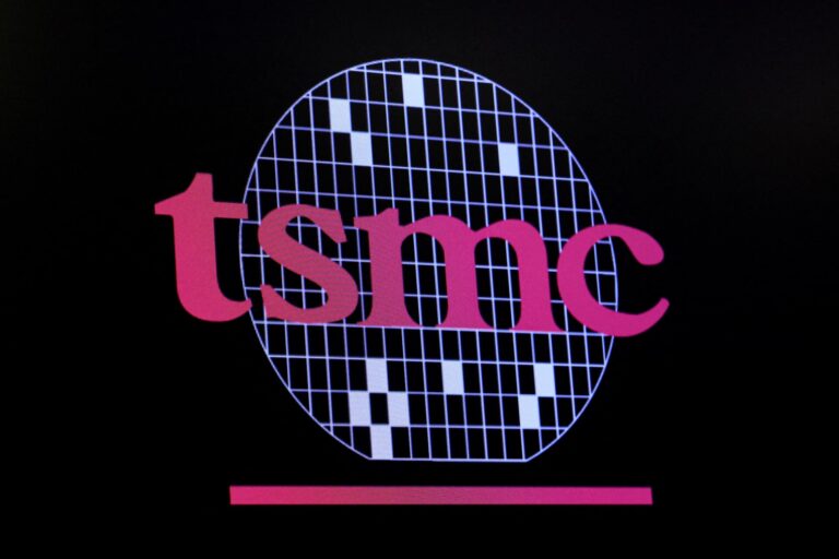 TSMC: Άλμα 68% στα έσοδα του Ιουνίου για την εταιρεία «που κινεί τον κόσμο»