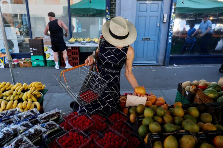 Βρετανία: Επιβραδύνθηκε ο πληθωρισμός, στο 2,6% τον Ιούνιο