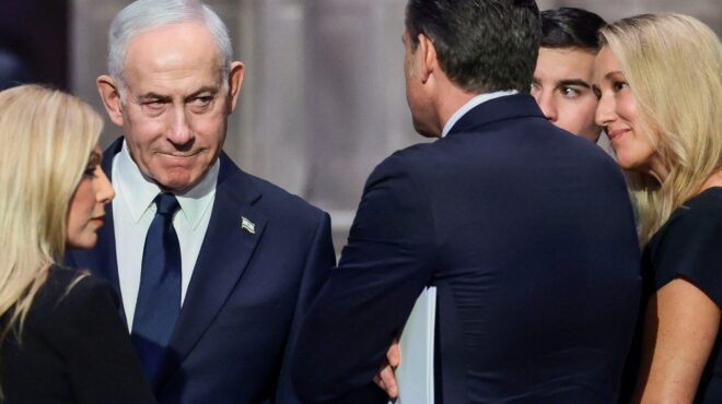 ηπα-κυρώσεις-στην-πρόεδρο-του-δπδ-και-σ-564372577