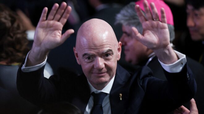 fifa-απολύθηκε-ο-κέβιν-λαμούρ-που-είχε-ασκ-564396703