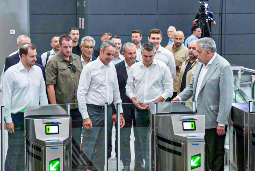 &Mu;&eta;&tau;&sigma;&omicron;&tau;ά&kappa;&eta;&sigmaf; &gamma;&iota;&alpha; &tau;&omicron; &Mu;&epsilon;&tau;&rho;ό &pi;&rho;&omicron;&sigmaf; &Kappa;&alpha;&lambda;&alpha;&mu;&alpha;&rho;&iota;ά: &laquo;&Tau;&omicron; &epsilon;ί&pi;&alpha;&mu;&epsilon; &kappa;&alpha;&iota; &tau;&omicron; &kappa;ά&nu;&alpha;&mu;&epsilon;, &eta; &Theta;&epsilon;&sigma;&sigma;&alpha;&lambda;&omicron;&nu;ί&kappa;&eta; &delta;&epsilon;&nu; έ&chi;&epsilon;&iota; &alpha;&nu;&tau;&iota;&lambda;&eta;&phi;&theta;&epsilon;ί &alpha;&kappa;ό&mu;&eta; &pi;ό&sigma;&omicron; &theta;&alpha; &alpha;&lambda;&lambda;ά&xi;&epsilon;&iota;&raquo; 