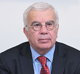 Εντός και Εκτός: «Καρατομήσεις» και μηνύματα από τη Δούρου-1