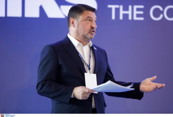 Χαρδαλιάς: «Καμία ανοχή» σε ανεμογεννήτριες και βιομηχανικές ΑΠΕ στις πληγείσες περιοχές της Δυτικής Αττικής