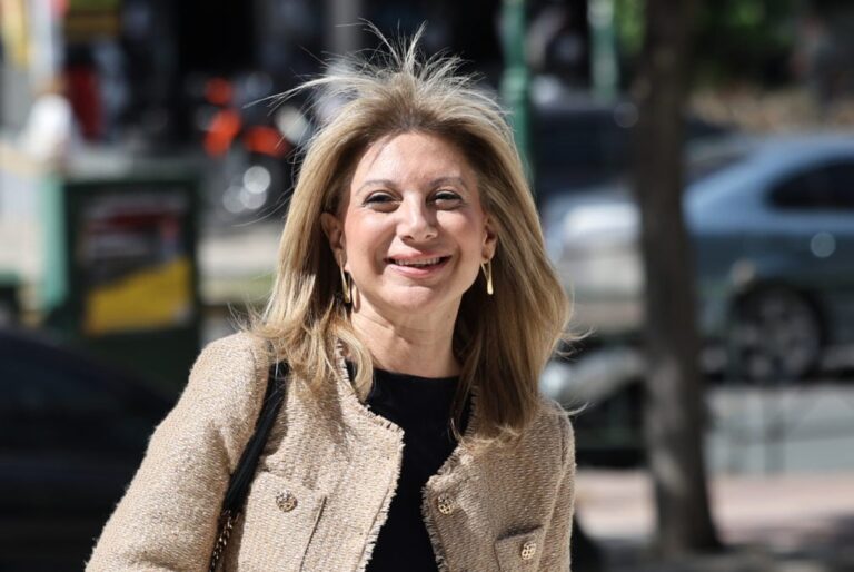 Μαρία Καρυστιανού: «Δεν μπορώ να δεχτώ εκβιασμούς – Θέλουμε κάθαρση»
