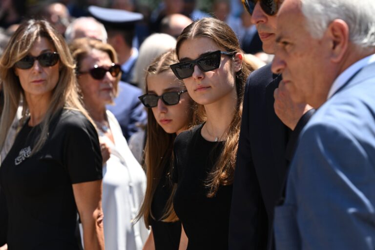 &Kappa;&Eta;&Delta;&Epsilon;&Iota;&Alpha; &Beta;&Alpha;&Rho;&Beta;&Iota;&Tau;&Sigma;&Iota;&Omega;&Tau;&Eta;