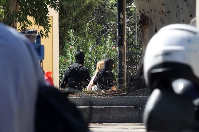 Προφυλακίστηκε η 46χρονη που κατηγορείται για εμπλοκή στον εμπρησμό της Marfin