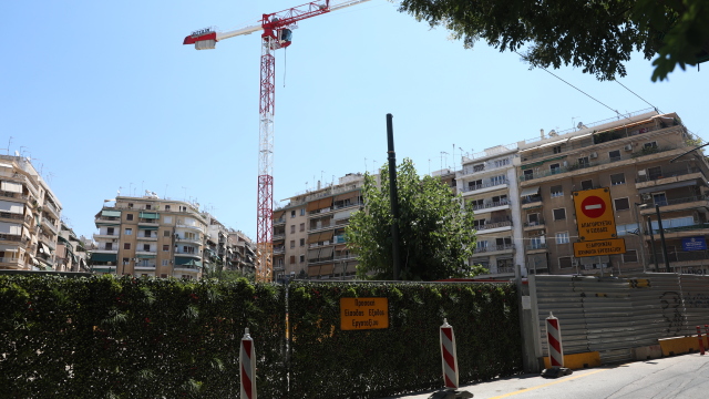 Παραδόθηκε η μελέτη για τα 14 κτίρια με προβλήματα από τα έργα του Μετρό στην Κυψέλη: «Δεν θα κινδυνέψουν ζωές και περιουσίες», είπε ο Δούκας