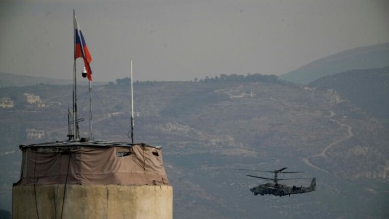 Η Συρία ανακοινώνει συμφωνία με τη Ρωσία για την τύχη των βάσεών της