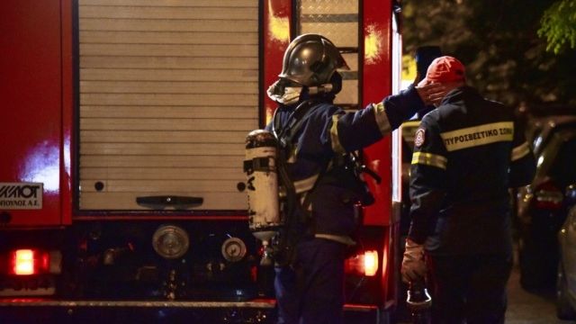 Φωτιά σε δασική έκταση στο Καρπενήσι