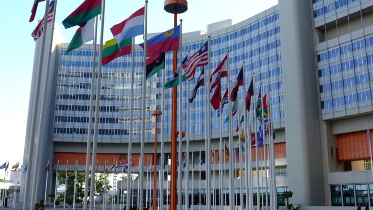 ΟΗΕ και Ερυθρός Σταυρός προειδοποιούν για τα αυτόνομα όπλα - «Κοντά σε ηθική κόκκινη γραμμή»