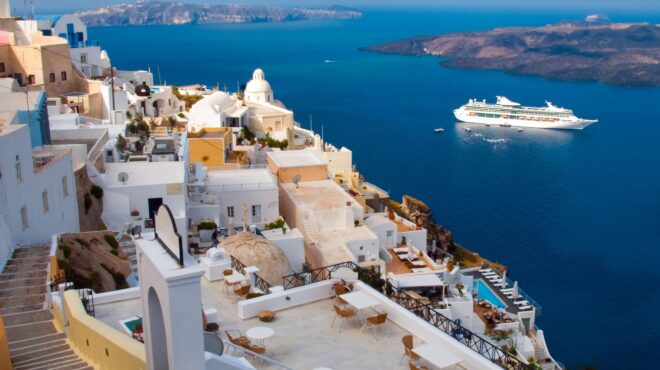Σε διασταυρούμενα πυρά το νέο χωροταξικό σχέδιο για τον τουρισμό
