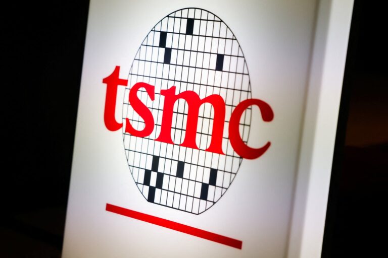 TSMC: Άλμα 45% στις μηνιαίες πωλήσεις για τον μεγαλύτερο κατασκευαστή τσιπ στον κόσμο
