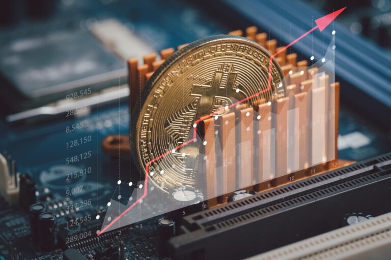 Χρυσός και Bitcoin: Είναι το αντίδοτο στην κρίση των ομολόγων; Πού θα φτάσουν οι τιμές τους