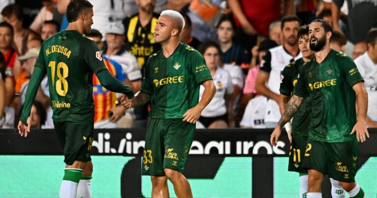 Βαλένθια - Μπέτις 0-1: Οι Ανδαλουσιανοί άλωσαν το «Μεστάγια» στο ντεμπούτο Μαφέο