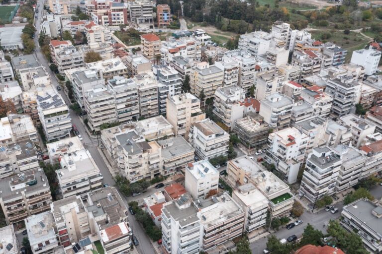 Ανακαίνιση κατοικίας: Κάτω από 7.000 τα επιλέξιμα κλειστά ακίνητα – Έως 31 Αυγούστου οι αιτήσεις για έκδοση βεβαίωσης επιλεξιμότητας