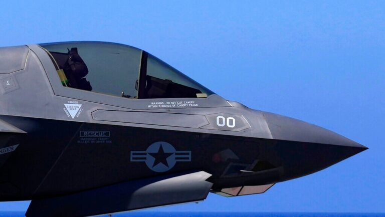 Συνετρίβη αμερικανικό μαχητικό F-35 στη στρατιωτική βάση «MCAS Miramar» στο Σαν Ντιέγκο