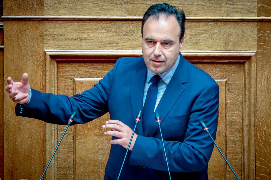 &Omicron;&iota; 250 &sigma;&tau;&alpha; &psi;&eta;&phi;&omicron;&delta;έ&lambda;&tau;&iota;&alpha; &tau;&eta;&sigmaf; &Nu;έ&alpha;&sigmaf; &Delta;&eta;&mu;&omicron;&kappa;&rho;&alpha;&tau;ί&alpha;&sigmaf;: &Omicron;&iota; &epsilon;&pi;&iota;&kappa;&rho;&alpha;&tau;έ&sigma;&tau;&epsilon;&rho;&omicron;&iota; &alpha;&nu;ά &pi;&epsilon;&rho;&iota;&phi;έ&rho;&epsilon;&iota;&alpha;