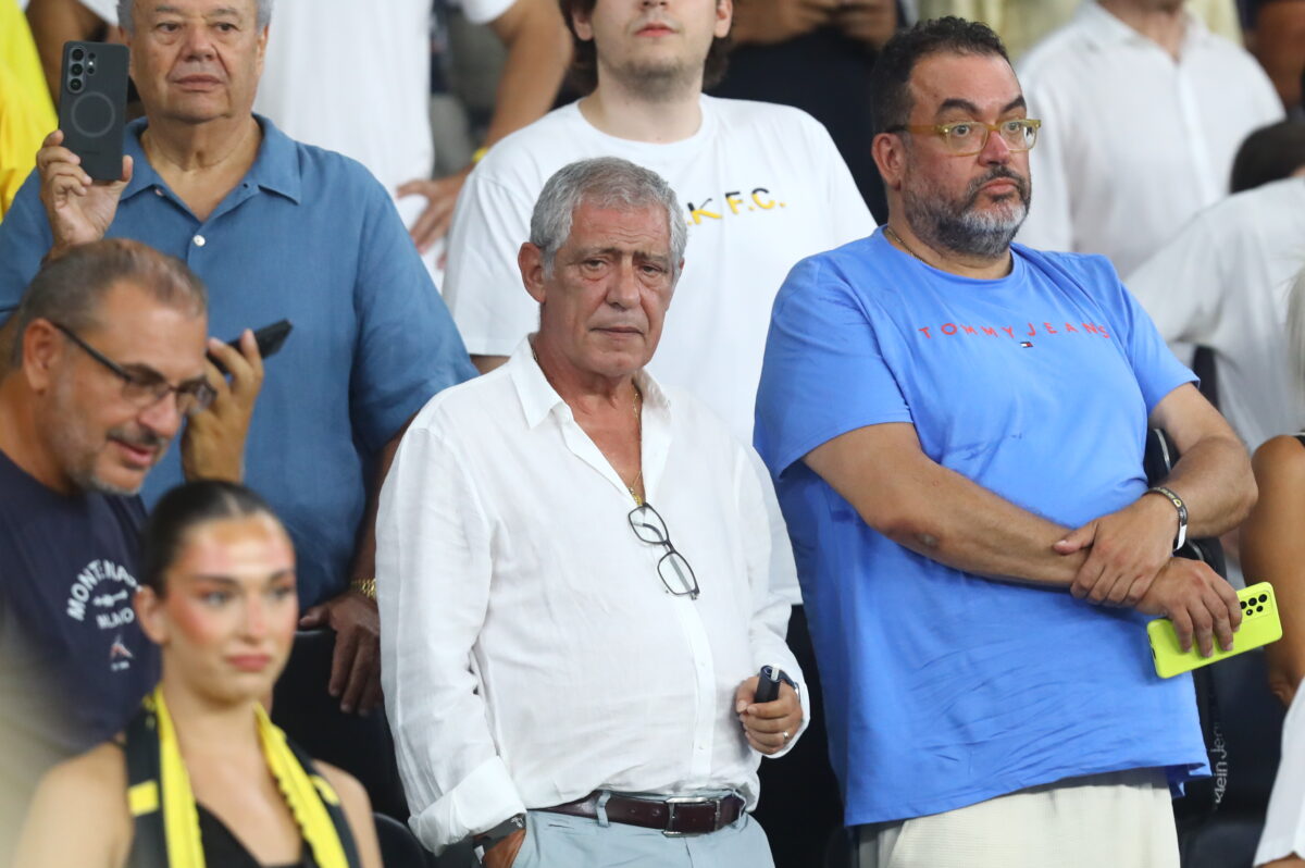 &Omicron; &Phi;&epsilon;&rho;&nu;ά&nu;&tau;&omicron; &Sigma;ά&nu;&tau;&omicron;&sigmaf;