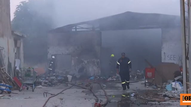 Φωτιά σε εγκαταλελειμμένο κτήριο στο Μοσχάτο