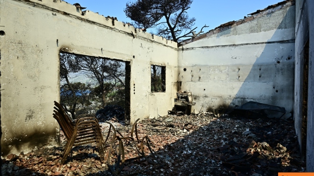 Πυρκαγιές: 325 αυτοψίες κτιρίων στις πληγείσες περιοχές, 118 χαρακτηρίστηκαν κόκκινα