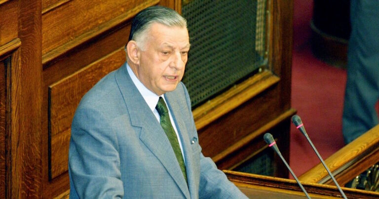 Τα συλλυπητήρια του Νίκου Δένδια και του Τάκη Θεοδωρικάκου για τον θάνατο του Γιάννη Βαρβιτσιώτη