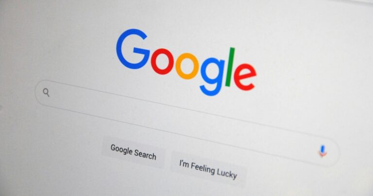 Καλοκαίρι 2026: Το Google Trends «ξεσκέπασε» τι αναζητούν περισσότεροι οι Έλληνες