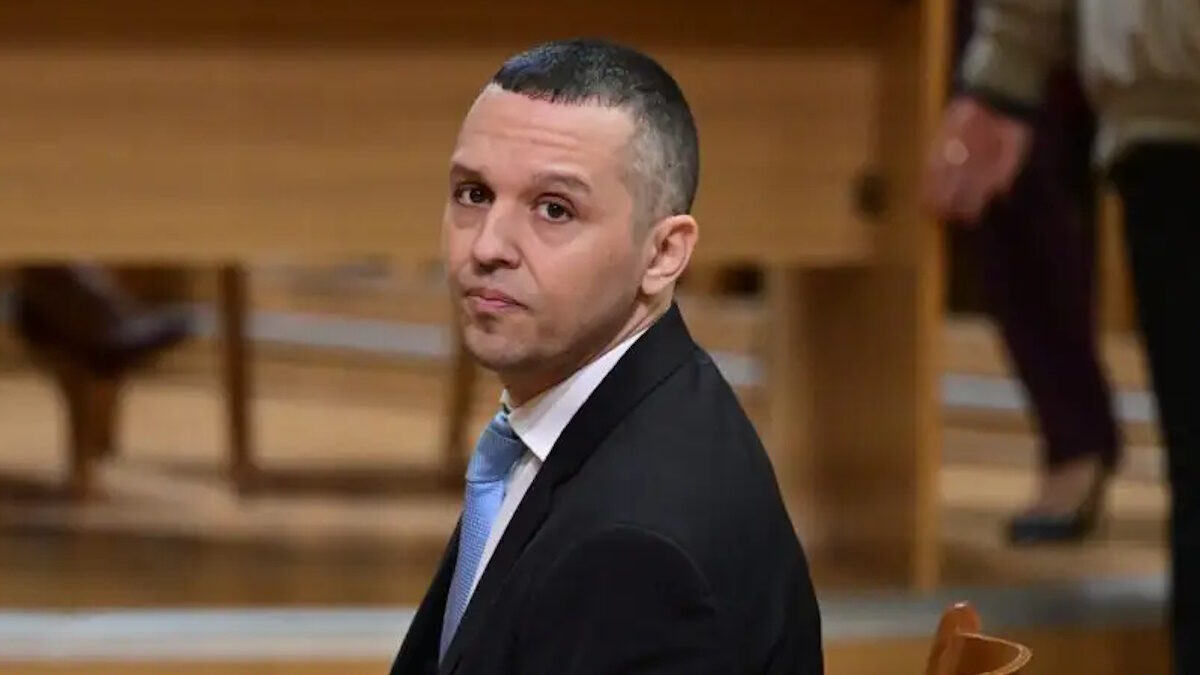 &Omicron; &kappa;&alpha;&tau;&alpha;&delta;&iota;&kappa;&alpha;&sigma;&mu;έ&nu;&omicron;&sigmaf; &pi;&rho;ώ&eta;&nu; &beta;&omicron;&upsilon;&lambda;&epsilon;&upsilon;&tau;ή&sigmaf; &kappa;&alpha;&iota; &eta;&gamma;&epsilon;&tau;&iota;&kappa;ό &sigma;&tau;έ&lambda;&epsilon;&chi;&omicron;&sigmaf; &tau;&eta;&sigmaf; &Chi;&rho;&upsilon;&sigma;ή&sigmaf; &Alpha;&upsilon;&gamma;ή&sigmaf;, &Eta;&lambda;ί&alpha;&sigmaf; &Kappa;&alpha;&sigma;&iota;&delta;&iota;ά&rho;&eta;&sigmaf;