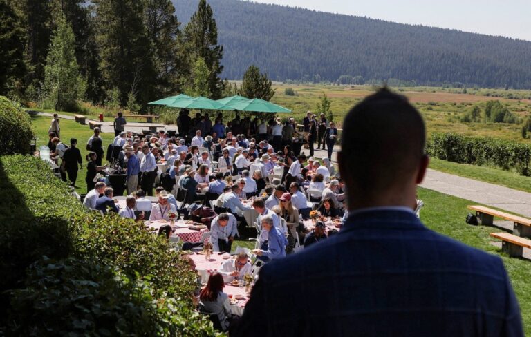 Jackson Hole: Η ώρα της αλήθειας για τον Γουόρς - Έχει στρατηγική για τον πληθωρισμό;