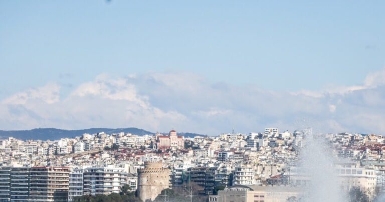 Καιρός σήμερα: Άνεμοι 8 μποφόρ στην Αττική, έως 37 βαθμούς η θερμοκρασία στη χώρα – Καταιγίδες σε Ήπειρο, Μακεδονία