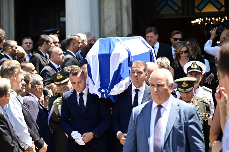 &Kappa;&eta;&delta;&epsilon;ί&alpha; &Gamma;&iota;ά&nu;&nu;&eta; &Beta;&alpha;&rho;&beta;&iota;&tau;&sigma;&iota;ώ&tau;&eta;
