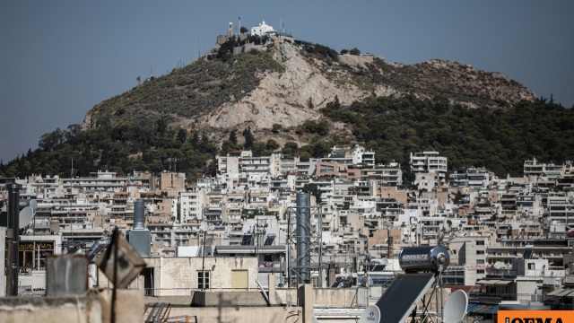 Κλείνει από τα μεσάνυχτα ο λόφος Λυκαβηττού, αυξημένος ο κίνδυνος πυρκαγιάς στην Αττική