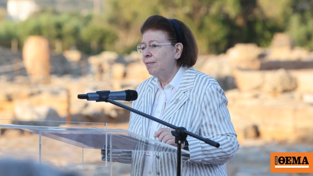 Μενδώνη για τον θάνατο του Λάκη Χαλκιά: Υπήρξε γνήσιος εκφραστής των συλλογικών αγωνιών του λαού