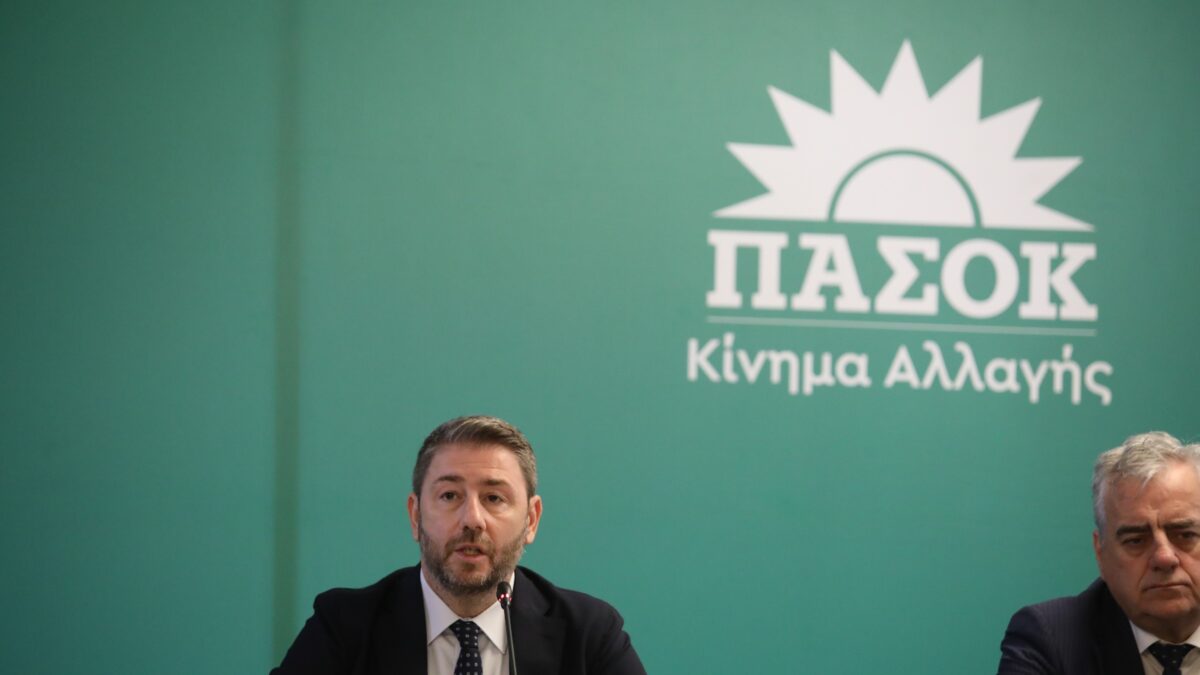 O &Nu;ί&kappa;&omicron;&sigmaf; &Alpha;&nu;&delta;&rho;&omicron;&upsilon;&lambda;ά&kappa;&eta;&sigmaf;