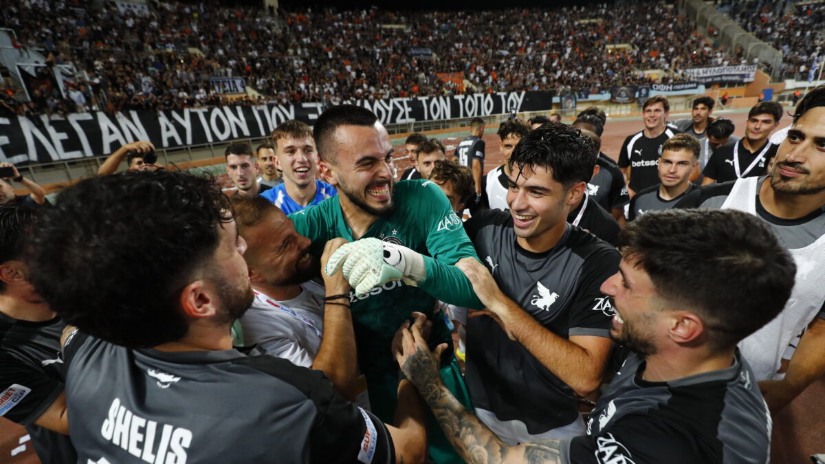 &Sigma;&Tau;&Epsilon;&Lambda;&Iota;&Omicron;&Sigma; &Sigma;&Tau;&Epsilon;&Phi;&Alpha;&Nu;&Omicron;&Upsilon;
