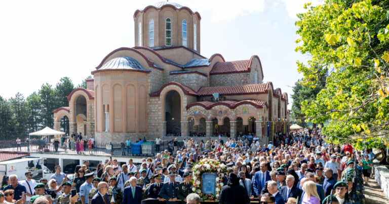 Στην Παναγία Σουμελά ανήμερα του Δεκαπενταύγουστου ο Κωνσταντίνος Τασούλας: Προσκυνήματα, έθιμα και παραδόσεις στη Μακεδονία