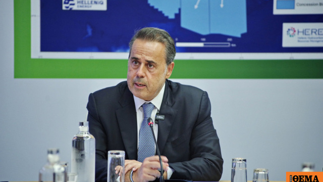 Παπασταύρου: «Βάζουμε κανόνες στην ανάπτυξη με το νέο ειδικό χωροταξικό για τις ΑΠΕ»