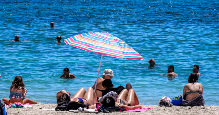 Καιρός: Ανεβαίνει από σήμερα η θερμοκρασία, επιμένουν οι δυνατοί άνεμοι - Τριήμερο κύμα ζέστης με 40°C από το Σάββατο