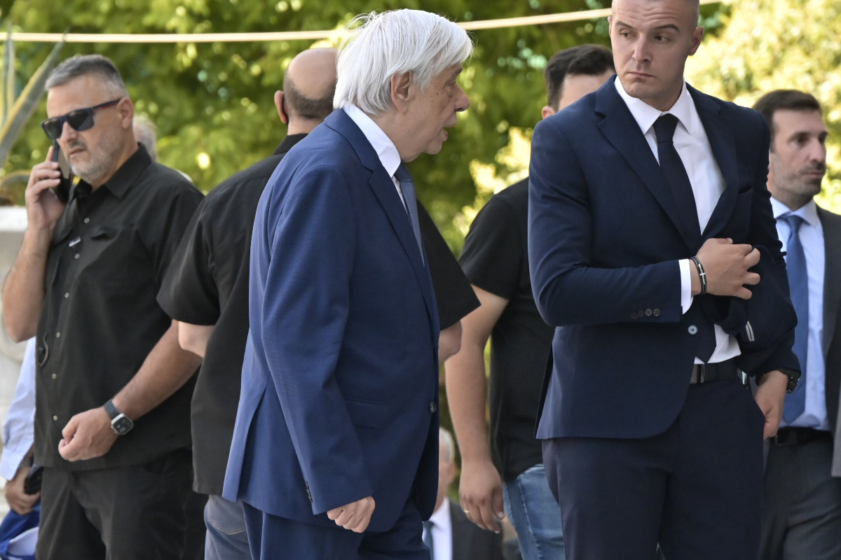 &Omicron; &Pi;&rho;&omicron;&kappa;ό&pi;&eta;&sigmaf; &Pi;&alpha;&upsilon;&lambda;ό&pi;&omicron;&upsilon;&lambda;&omicron;&sigmaf;