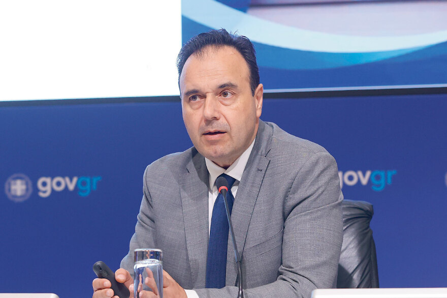 &Tau;&alpha; &omicron;&nu;ό&mu;&alpha;&tau;&alpha; &sigma;&tau;&alpha; &psi;&eta;&phi;&omicron;&delta;έ&lambda;&tau;&iota;&alpha; &tau;&eta;&sigmaf; &Nu;έ&alpha;&sigmaf; &Delta;&eta;&mu;&omicron;&kappa;&rho;&alpha;&tau;ί&alpha;&sigmaf;: &Nu;έ&epsilon;&sigmaf; &epsilon;ί&sigma;&omicron;&delta;&omicron;&iota; &sigma;&tau;&alpha; &delta;ύ&sigma;&kappa;&omicron;&lambda;&alpha; &delta;&epsilon;&xi;&iota;ά &mu;έ&tau;&omega;&pi;&alpha;, &pi;&omicron;&iota;&omicron;&iota; &alpha;&kappa;&omicron;ύ&gamma;&omicron;&nu;&tau;&alpha;&iota; &gamma;&iota;&alpha; &tau;&omicron; &Epsilon;&pi;&iota;&kappa;&rho;&alpha;&tau;&epsilon;ί&alpha;&sigmaf;