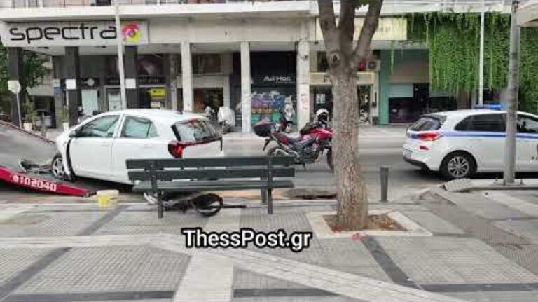 ThessPost.gr - Απίστευτο τροχαίο στη Θεσσαλονίκη 