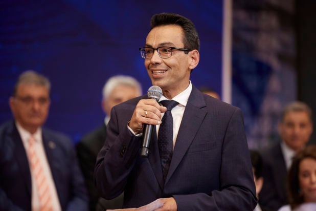 Σωτήρης Σέρμπος: Παραιτήθηκε από σύμβουλος του Πρωθυπουργού για θέματα Εξωτερικής Πολιτικής