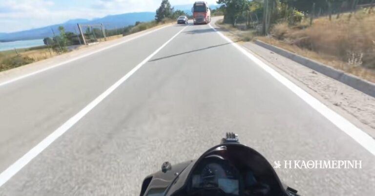 Βυτιοφόρο κάνει προσπέραση πάνω σε στροφή – Για λίγο απέφυγε τη μετωπική μοτοσικλετιστής (βίντεο)