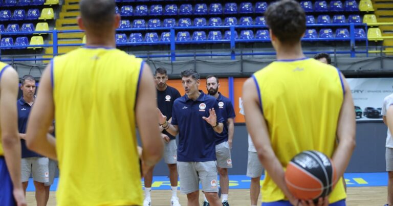 Περιστέρι: Ομιλία Ξανθόπουλου και επίσημη «πρώτη»