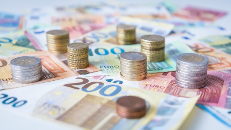 Στα 3,55 δισ. ευρώ τα φέσια του Δημοσίου προς τους πολίτες