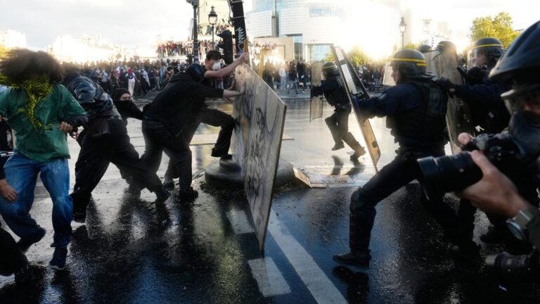 Γαλλία: Προσφεύγουν στο Συμβούλιο της Επικρατείας κατά της απαγόρευσης διαδηλώσεων από τον Μακρόν