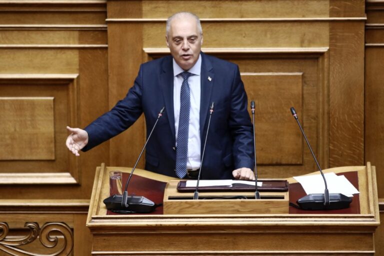 Βελόπουλος: «Ναυάγιο» η εξωτερική πολιτική της ΝΔ